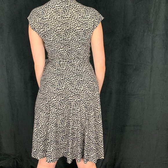 😘🍾🎈🎉 HOST PICK Norma Kamai Dress - Picture 6 of 9